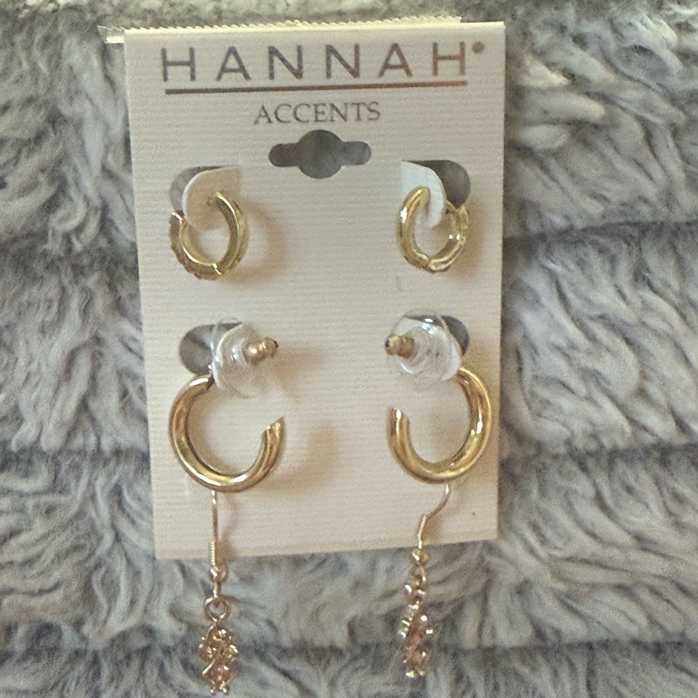 🌸 4 for $10 NWT Hannah Gold Accent Hoop Earrings—Srt of Three